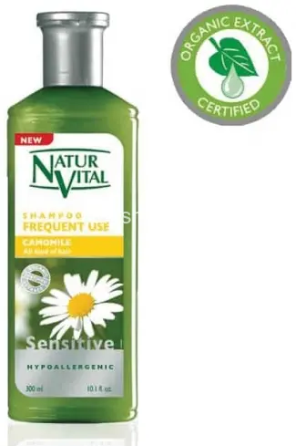 Шампунь Natur Vital для всех типов с ромашкой для частого использования 300мл